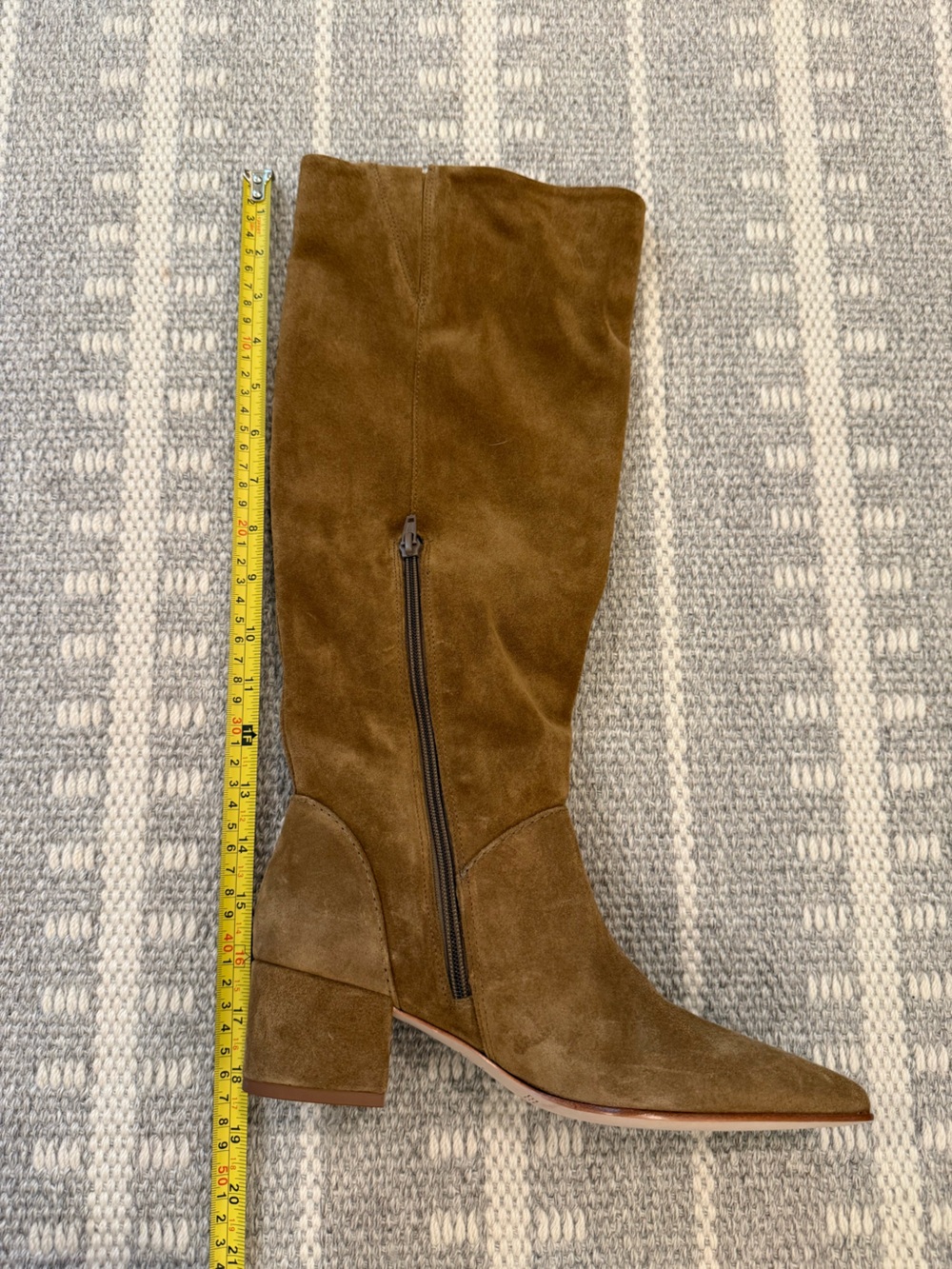 NWOT Bernardo Size 7 Suede Knee Boots in Cognac Brown - Picture 4 of 10